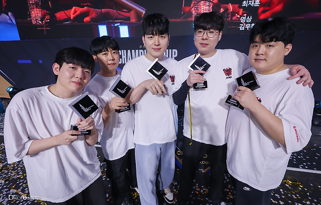 시즌2에서 연속 우승에 도전할 계획이다.