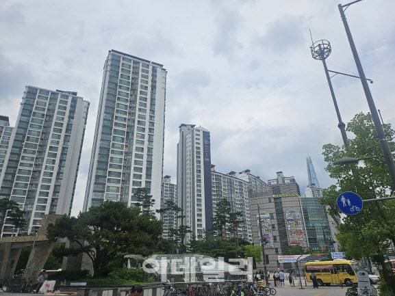 서울 송파구 잠실동 리센츠 전경.(사진=김형환 기자)