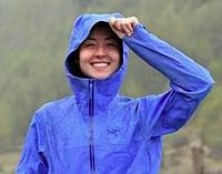 히치하이킹으로 세계 여행을 한 캐나다 토론토 출신의 여성 코트니 앨런(26)