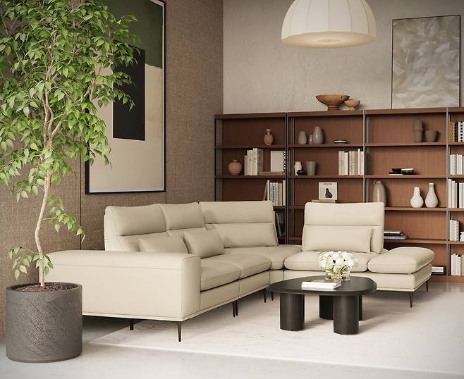 프리미엄 가죽 소파 '바스토' 연출 이미지. /신세계까사 제공