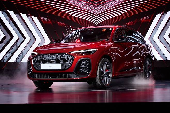 아우디의 프리미엄 중형 스포츠유틸리티차량(SUV) '더 뉴 아우디 Q5'가 1일 공식 판매를 시작했다./아우디코리아 제공