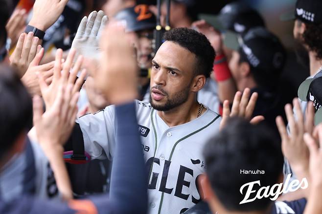 부상 대체 외국인 타자로 영입돼 맹활약을 이어가는 루이스 리베라토. 한화 제공