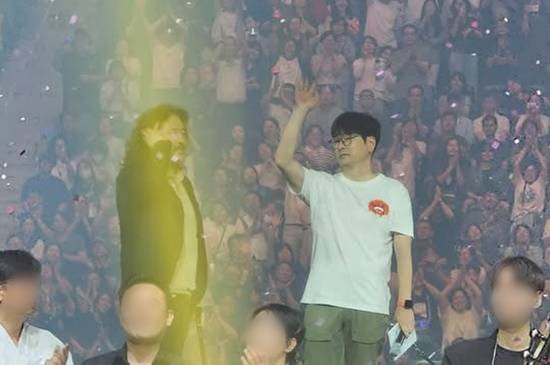 진보 성향 방송인 김어준씨의 토크콘서트 현장. 사진 탁현민 전 청와대 의전비서관 페이스북