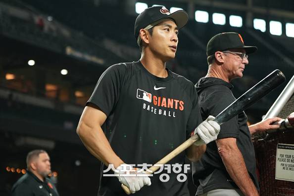 샌프란시스코 이정후가 1일 애리조나전에 앞서 타격 연습을 하고 있다. 게티이미지