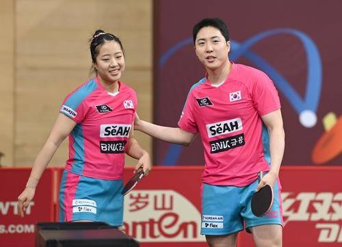 세계탁구선수권 혼합복식에 나선 신유빈(왼쪽)과 임종훈 [대한탁구협회 제공. 재판매 및 DB 금지]