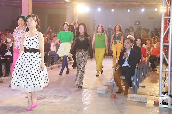 지난해 '제4회 금천패션영화제' 개막식에서 진행된 패션쇼 모습 [금천구 제공. 재판매 및 DB 금지]