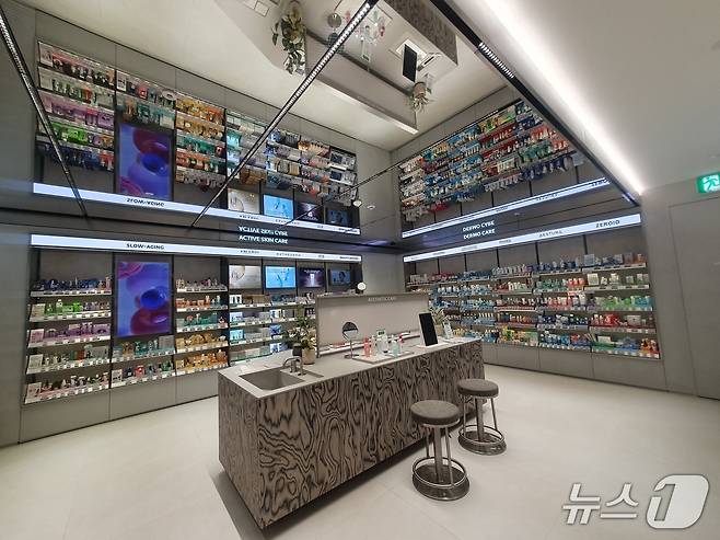 CJ올리브영이 2일 강남 최대 규모의 ‘센트럴 강남 타운’을 오픈했다. 2025.7.2/뉴스1 ⓒ News1 김명신 기자