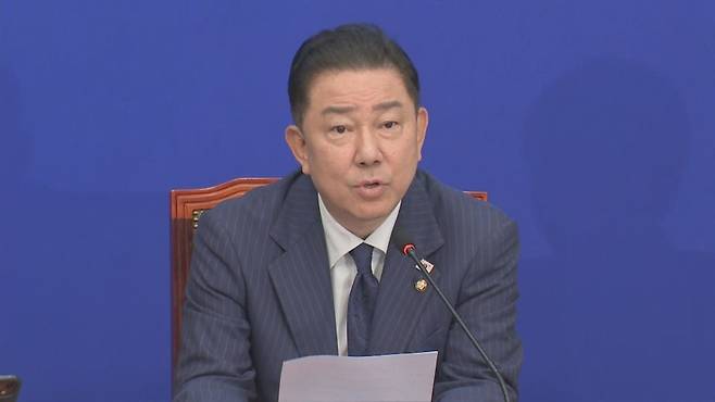 김병기 더불어민주당 당 대표 직무대행 겸 원내대표