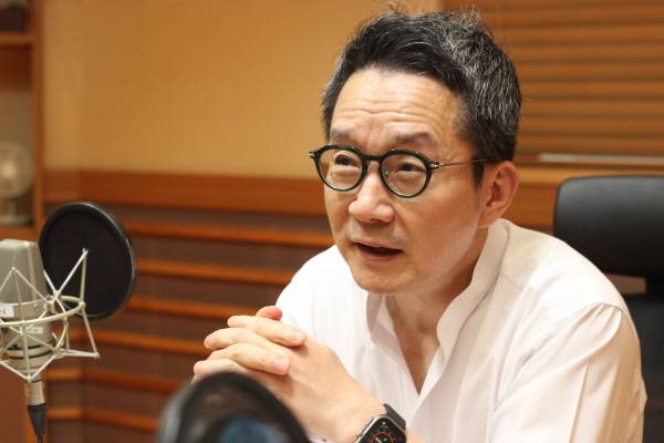 ▲ 지난달 30일 서울 상암동 MBC 사옥에서 미디어오늘과 인터뷰하고 있는 권순표 앵커. 사진=금준경 기자