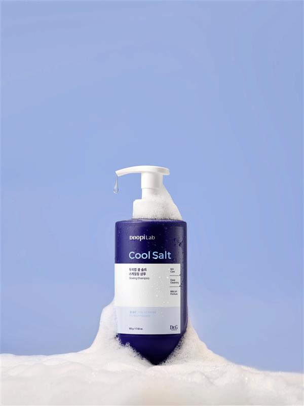 닥터지 ‘두피랩 쿨 솔트 스케일링 샴푸’ <사진=더모코스메틱>