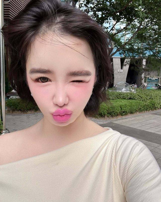 [서울=뉴시스] 박봄. (사진=박봄 인스타그램 캡처) 2025.07.02. photo@newsis.com *재판매 및 DB 금지