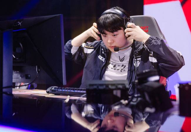 라이엇게임즈 플리커.