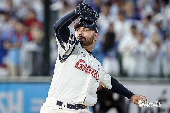 롯데 알렉 감보아를 비롯해 전상현(KIA), 로건(NC), 레이예스(롯데), 데이비슨, 박민우(이상 NC)가 6월 MVP를 놓고 경쟁한다. MVP 수상자에게는 300만 원의 상금이 주어진다. 사진제공｜롯데 자이언츠