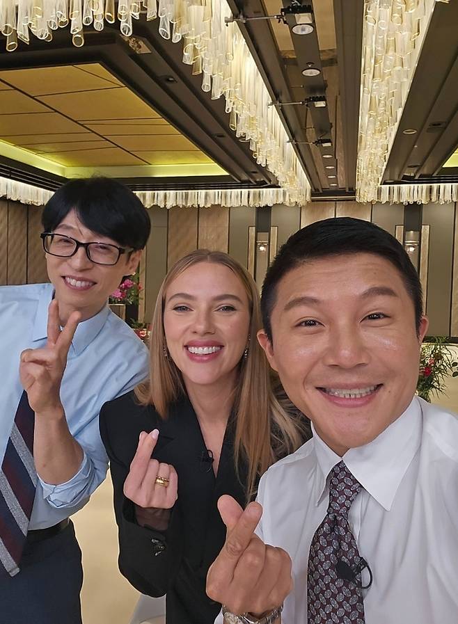 유재석, 스칼렛 요한슨, 조세호. 사진|‘유퀴즈 온더블럭’ 인스타그램