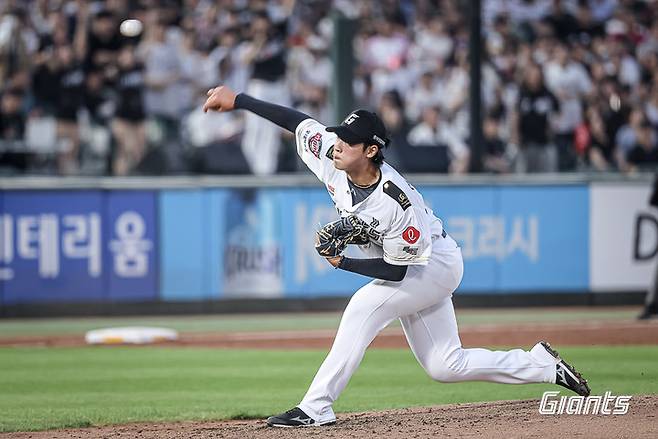 역투하는 롯데 이민석.