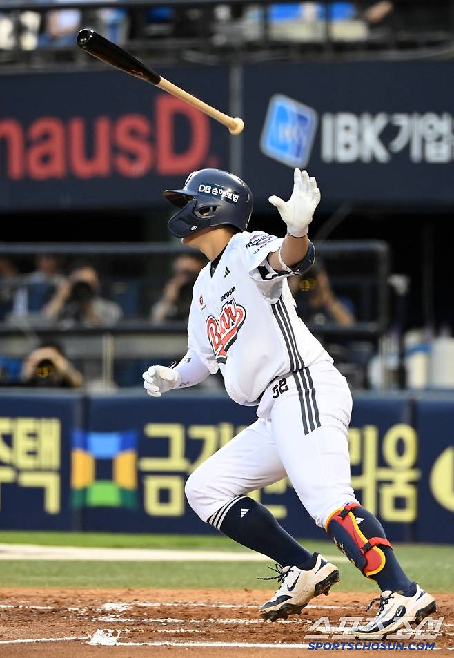 2일 잠실야구장에서 열린 삼성과 두산의 경기, 4회말 2사 2루 박준순이 선취 1타점 적시타를 치고 있다. 잠실=허상욱 기자wook@sportschosun.com/2025.07.02/