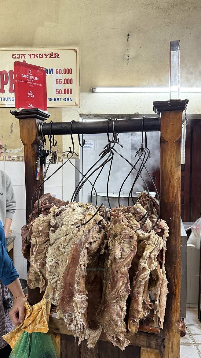 IMG_9009.jpeg 베트남가서 먹기만 하다가 온게 유머 1. (하노이)