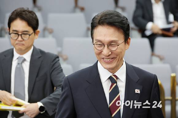 김민석 국무총리 후보자가 25일 서울 국회에서 이틀째 열린 인사청문회에 출석하고 있다. 2025.6.25 [사진=연합뉴스]