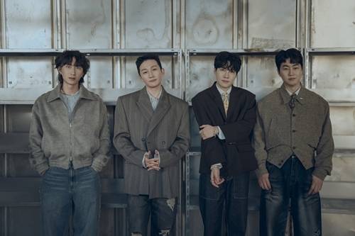 밴드 딕펑스(DPNS)가 EP 3부작 시리즈를 마무리한다.