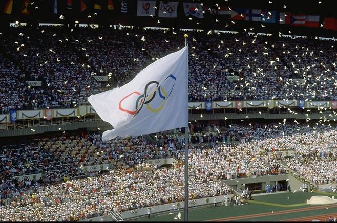 1988년 9월 17일 서울올림픽주경기장에서 서울올림픽 개막식이 열리고 있다. [게티이미지]