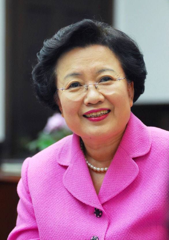 [영주=뉴시스] 이배용 소수서원 원장 (사진=영주시 제공) 2025.07.03. photo@newsis.com *재판매 및 DB 금지