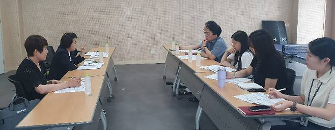 전라남도는 3일 보건복지부를 방문해 아동 자산 형성 지원사업인 '우리아이 자립펀드' 도입에 대비, 특례 적용을 적극 요청했다. 전라남도 제공