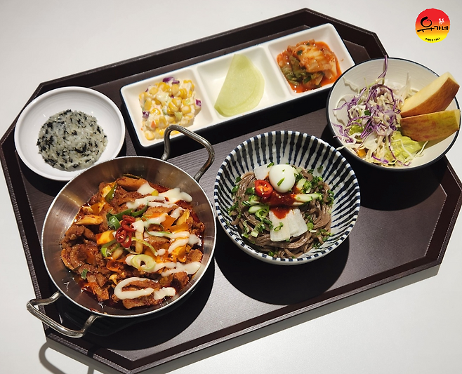 아라마크에서 제공한 ‘유가네닭갈비&막국수’