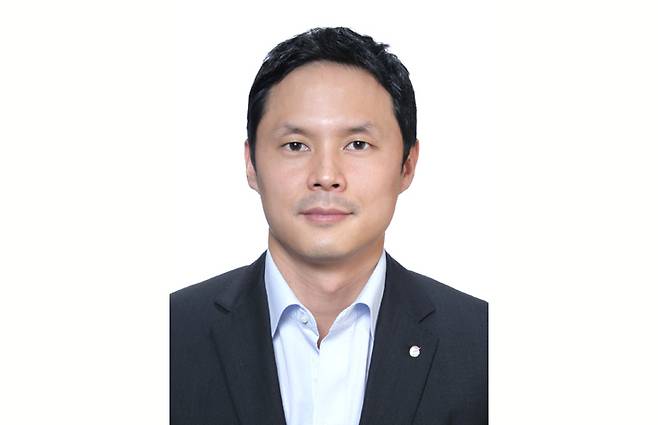 삼양통상 창업주인 고 허정구 명예회장의 장남 허남각 삼양통상 회장의 별세로 인해 GS그룹의 장손인 허준홍 삼양통상 대표의 지분 확대가 점쳐지고 있다. 사진은 허준홍 삼양통상 대표 ⓒ연합뉴스