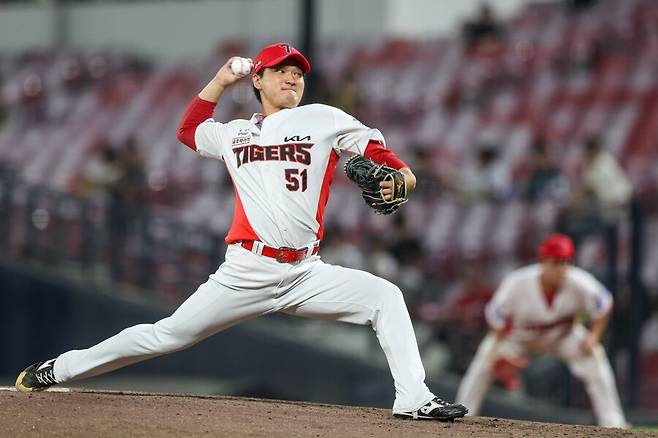 ▲ 7회 1이닝을 잘 막아내며 승리투수가 된 전상현 ⓒKIA타이거즈