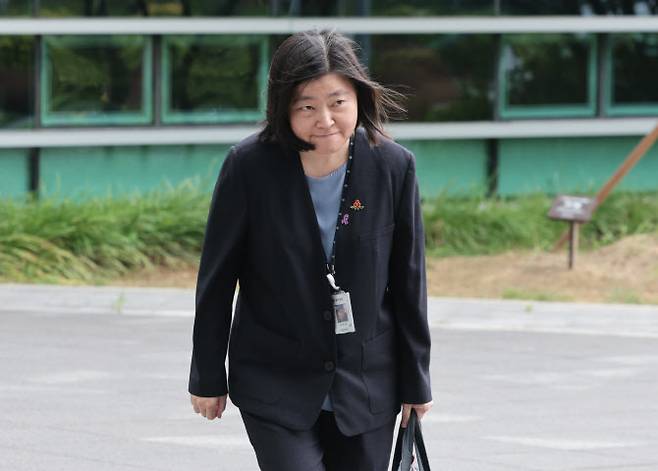 임은정 신임 서울동부지검장이 4일 서울 송파구 서울동부지방검찰청으로 출근하고 있다. (사진=연합뉴스)