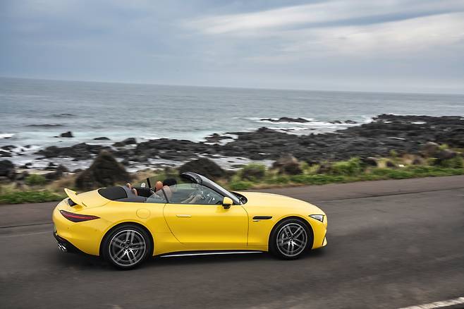 메르세데스-AMG SL 43