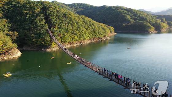 제천 옥순봉 출렁다리