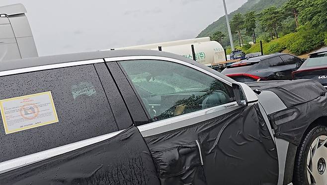 사진 : 제네시스 GV90 테스트카 실내 (출처=오토스파이넷)