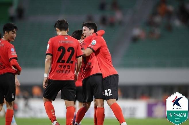 모재현이 득점 후 기뻐하고 있다. 사진=한국프로축구연맹