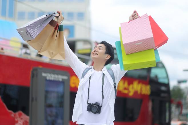 쇼핑중독에서 벗어날 수 있는 방법이 주목된다. 사진은 기사 내용과는 무관함. /사진=클립아트코리아