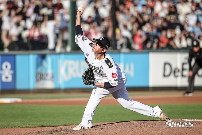 지난 29일 KT를 상대로 역투하는 롯데 박세웅.