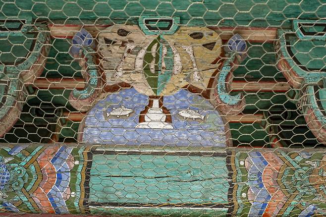 김해 수로왕릉의 쌍어 문양