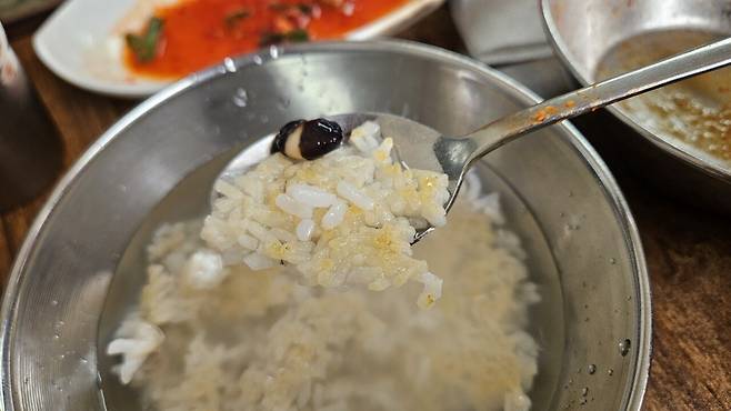 20250704_132617.jpg 점심 안산에서 미꾸라지 매운탕과 튀김