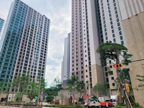 서울 서초구 잠원동 메이플자이. 김우정 기자