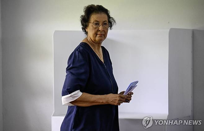 예니퍼 헤이링스 시몬스 수리남 국민민주당(NDP) 대표 [AFP 연합뉴스 자료사진. 재판매 및 DB 금지]