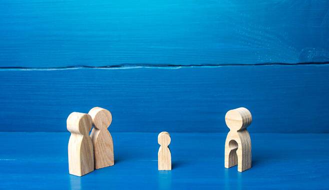 대리로 출산으로 태어난 아이의 복리를 위해 어떻게 사회적인 제도를 개편할지에 대한 논의가 필요하다. [사진= 게티이미지뱅크]