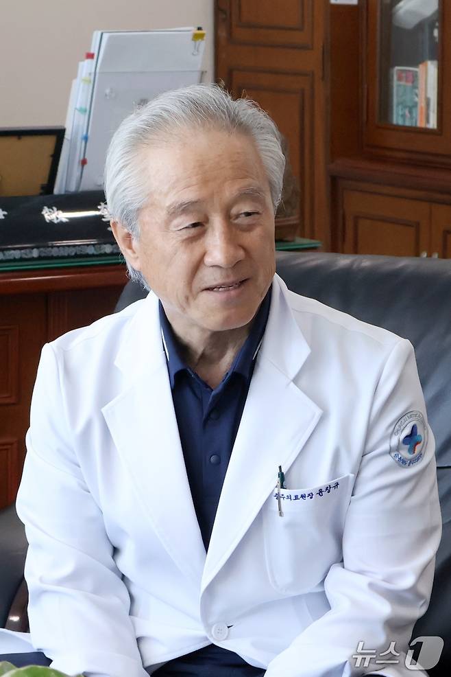 윤창규 충주의료원장