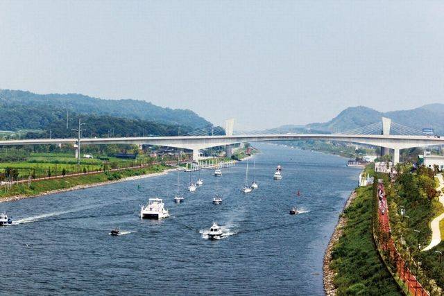 경인아라뱃길.ⓒ한국수자원공사 제공