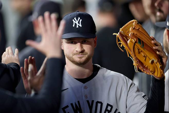 <yonhap photo-3314="">토미존 서저리 가능성이 전해진 뉴욕 양키스의 클라크 슈미트. [AFP=연합뉴스]</yonhap>