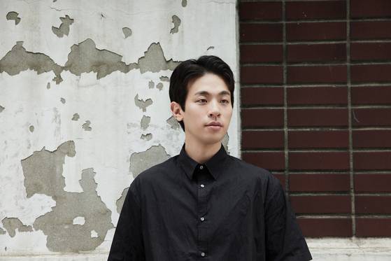 출판사 대표로 변신한 배우 박정민. [사진 우상희 작가]