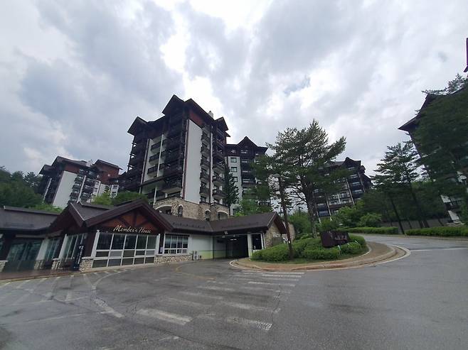 베르데힐콘도 멤버스하우스 전경. 평창=윤현주 기자