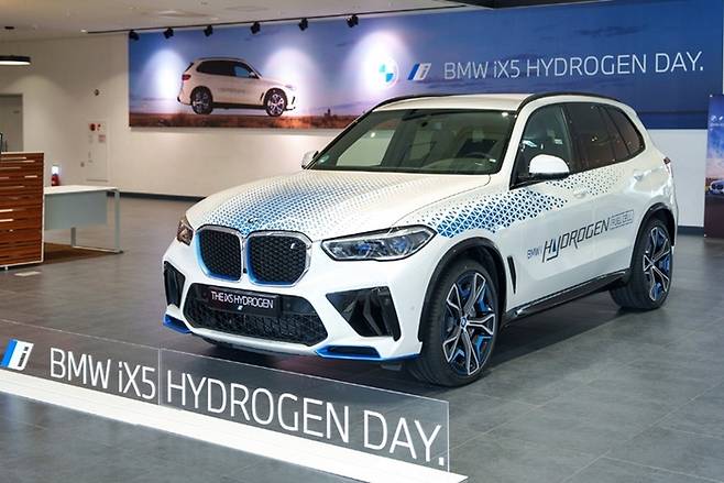 BMW iX5 하이드로젠 데이_BMW iX5 하이드로젠 [사진출처=BMW]