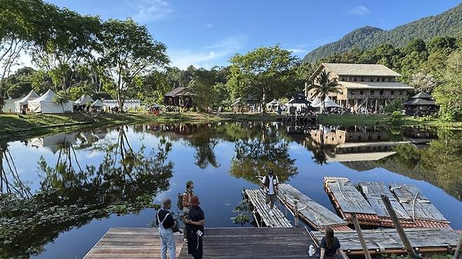 레인포레스트 월드 뮤직 페스티벌의 무대 ‘사라왁 문화 마을’ / 사진=홍지연 여행+ 기자