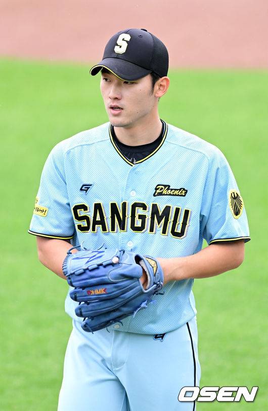 상무 피닉스 시절 윤산흠. /OSEN DB