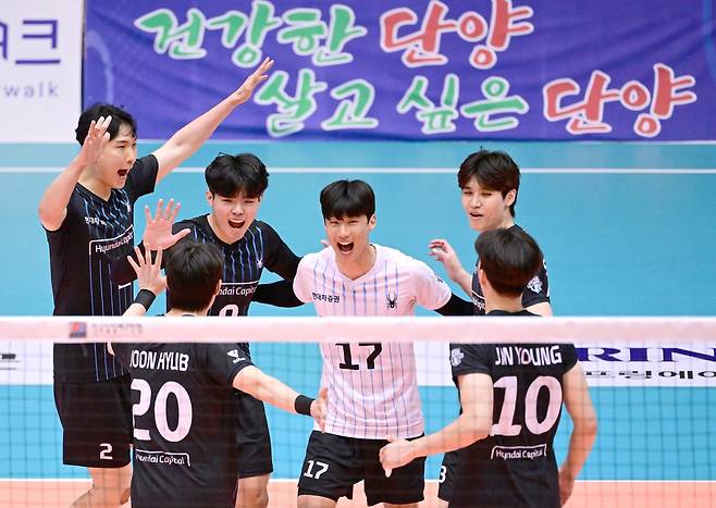 현대캐피탈 선수들 [한국배구연맹 제공. 재배포 및 DB 금지]